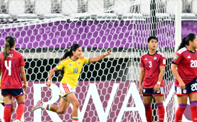 Las sudamericanas tomaron entonces la ventaja definitiva, cuando el cabezazo de Mariana Silva se desvió en las yemas de los dedos de la guardameta Ashley Quesada y Silva siguieron la jugada para empujar el balón por encima de la línea de gol.