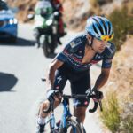 Este sábado 12 de septiembre se disputó la etapa 20, fracción de 186.8 kilómetros entre La Calahorra y Collado del Alguacil, jornada que dejó como ganador al local Mikel Landa (Soudal Quick-Step)