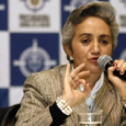El mandatario aceptó la renuncia de Viviane Morales como titular de esa cartera y nombró en su reemplazo a la abogada y doctora en Derecho Ilva Myriam Hoyos Castañeda.