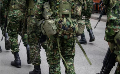 El presidente Abelardo de la Espriella tomó la medida ante la advertencia de paro armado por parte de las Autodefensas Conquistadoras de la Sierra Nevada.