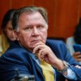 El ministro de Agricultura, Indalecio Dangond, cuestionó gastos y contratos que recibió del Gobierno Petro
