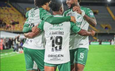 Deportivo Cali aprovechó una de sus opciones y abrió el marcador al minuto 38´. Eduard Bello apareció para marcar el único gol del partido y darle la ventaja al equipo dirigido por Rafael Dudamel.