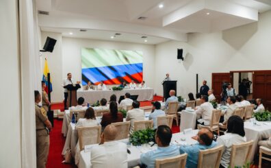 Reunión con los gobernadores y alcaldes de Colombia para blindar a las regiones ante el impacto del fenómeno de El Niño.. Foto: @ABDELAESPRIELLA
