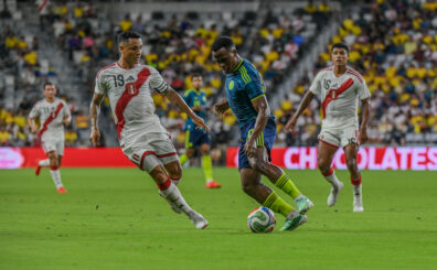 La Selección Colombia Masculina de Mayores tuvo su último encuentro por la fecha FIFA correspondiente a septiembre y octubre. Perú fue el rival para cerrar la serie de tres partidos disputados por ‘La Sele’ durante los 16 días de concentración de los colombianos. Foto FCF