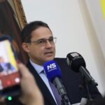 La iniciativa, que espera comenzar su trámite en las próximas semanas, busca garantizar que las entidades de salud lleven medicamentos a las casas de determinados pacientes.