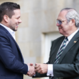 La Sala Especial de Primera Instancia de la Corte Suprema de Justicia concedió el beneficio de libertad provisional por vencimiento de términos a los expresidentes de la Cámara de Representantes, Andrés David Calle Aguas, y del Senado, Iván Leónidas Name Vásquez.