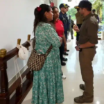 El presidente cuestionó a la gobernadora Girley Ordóñez Bowie y a la representante a la Cámara de San Andrés Elizabeth Jay-Pang Díaz, durante su visita al archipiélago y advirtió que vigilará los recursos que lleguen a las islas.