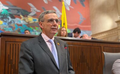 En medio de su defensa ante las comisiones económicas del Congreso de la adición de recursos para el Presupuesto de 2026, el ministro de Hacienda, Miguel Gómez, aseguró que recursos de la Línea 1 del metro de Bogotá y de la calle 13, que no están comprometidos, se moverán para enfrentar el Fenómeno de El Niño.