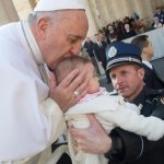 Francisco durante la audiencia general que celebra cada miércoles en el Vaticano