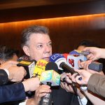 Acto del Eln es de ‘barbarie’ y raya con ‘lo demencial’, dijo el Presidente Santos desde Ciudad de México, luego de comunicarse con el suboficial herido por mina antipersonal

Ciudad de México - 8 de mayo. Foto: Prensa Oficial México