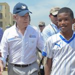 Santos con los Niños