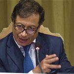 Petro en el Vaticano