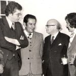 En el centro (izq) Carlos Murcia Cadena y el exPresidente de Colombia, Carlos Lleras Restrepo, rodeado de los periodistas Orlando Cadavid, Juan Darío Lara y Gabriel Gutiérrez