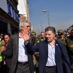 En compañía del Alcalde Mayor de Bogotá, el Jefe del Estado recorrió la Avenida Jiménez con Avenida Caracas, sector considerado como crítico en cuanto a seguridad, aspecto que este martes convocó al Gobierno Nacional y al Distrital.