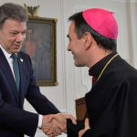 El Nuncio Apostólico, monseñor Ettore Balestrero, confió este martes en que la obtención de la paz significará un nuevo amanecer para Colombia. El delegado del Vaticano llevó la palabra en el saludo anual del cuerpo diplomático.