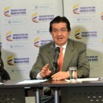 El-Director-de-Promoción-y-Prevención-Elkin-Osorio-el-Viceministro-de-Salud-Fernando-Ruiz-Gómez-y-la-Directora-del-Instituto-Nacional-de-Salud-Martha-Ospina-Martínez..