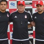 (DER) El hijo del técnico José Alberto Suárez dijo que algunos hinchas inescrupulosos han llenado de temor tanto a él, como a su familia.