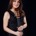 Irene Gómez, la guitarrista colombiana