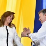 Clara Luz Roldán junto a Juan Manuel Santos.