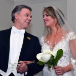 No es fácil entregar en el altar una hija. Hoy lo hago tranquilo. Sebastián es un gran ser humano.

¡Toda la felicidad para mi patojita!
 
Matrimonio María Antonia Santos Foto tomada de la cuenta de Facebook del Presidente Juan Manuel Santos