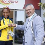 Ciro Solano Hurtado, jefe de Misión de Colombia en Río 2016, con la medallista de bronce de nuestro país en el boxeo, Ingrit Valencia.