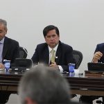 Mientras el Congreso de la República avanza en el debate de los Proyectos de Actos Legislativos con los que se blindarán los acuerdos de la Habana, el gobierno anuncia la radicación de tres nuevos articulados, entre ellos está el relacionado con las garantías de los nuevos movimientos políticos.
