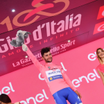 Fernando Gaviria gana la tercera etapa en Cagliari y es líder del Giro de Italia