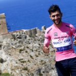 Fernando Gaviria (Quick-Step Floors) sale Este Martes con la Maglia Rosa con una ventaja de 9″ sobre André Greipel (Lotto Soudal) y 13″ sobre Lukas Pöstlberger (Bora – Hansgrohe)