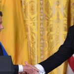 Los presidentes Juan Manuel Santos y Donald Trump durante la rueda de prensa en la Casa Blanca.