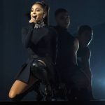 "Destrozada. Desde el fondo de mi corazón, lo siento mucho. No tengo palabras". :Ariana Grande
