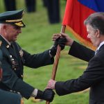 Ministro de Defensa Luis Carlos Villegas acompaña al Pte. Juan Manuel Santos en la Ceremonia de graduación de 106 nuevos Subtenientes del Ejercito Nacional.4