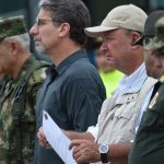 Ministro Luis Carlos Villegas junto embajador Kevin Whitaker arriban a Necoclí Antioquia2