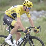 Chris Froome se sostiene