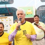 Foto_1_alcalde_peñalosa_firma_pacto_con_taxistas (1)
