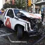 En la imagen, la camioneta que usó el atacante este martes. James Keivom TNS