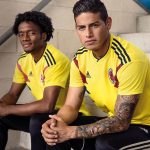 Cuadrado y James lucen nueva camiseta de la Selección