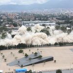 Foto implosión edificio MT 1