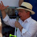 Alvaro Uribe00