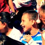 El regalo prometido de los niños de Mochuelo en Ciudad Bolívar2017-12-19 00.04 (3)