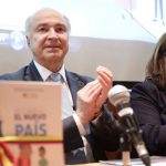MinJusticia entrega la cartilla ‘Descubriendo el Nuevo País’ a 1.484 bibliotecas públicas