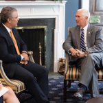 Ivan Duque y el vicepresidente de EE.UU., Mike Pence,