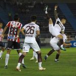 Junior Vence a Lanaus