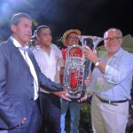 el Alcalde marino murillo y el Gobernador Guido Echeverri entregaron algunos premios - copia