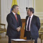 180906_12_PosesionFranciscoSantosEmbUSA