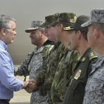 A su llegada a Arauca, donde liderará un Consejo de Seguridad, el Mandatario informó que le pidió a la Vicepresidenta desplazarse hasta ese municipio para atender la situación y apoyar a los damnificados.