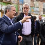 El Presidente Duque asistió al lanzamiento de la convocatoria Inquilinos del Bronx Distrito Creativo en Bogotá. Lo acompañan el Alcalde Mayor y la Ministra de Trabajo.