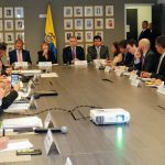 presidente en la Comisión de Concertación (4)
