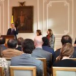 “Es inadmisible que en Colombia se sigan presentando situaciones de violencia” contra defensores de derechos humanos y líderes sociales, subrayó el Presidente.