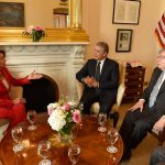 El apoyo a la reincorporación y la decisión de llevar a la justicia a quienes reincidan en la violencia, fue uno de los temas que el Presidente Duque compartió con la Presidenta de la Cámara de Representantes de Estados Unidos, Nancy Pelosi.