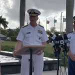 El jefe del Comando Sur de Estados Unidos, almirante Craig Faller, en una rueda de prensa después de su reunión con el jefe de las Fuerzas Militares de Colombia, el general Luis Navarro